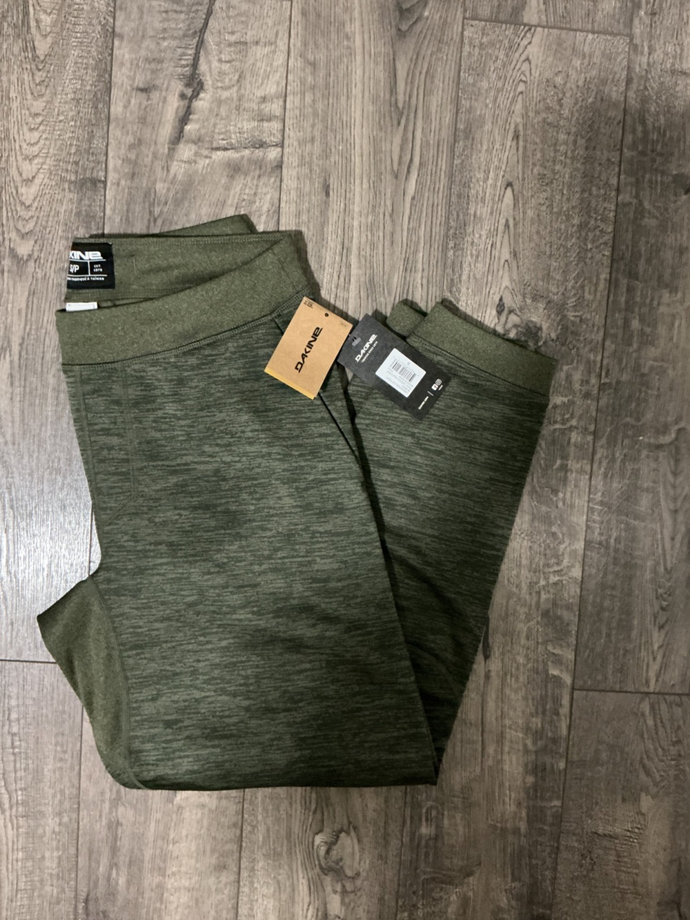 Dakine Olive Green Men’s Pants new with tags small